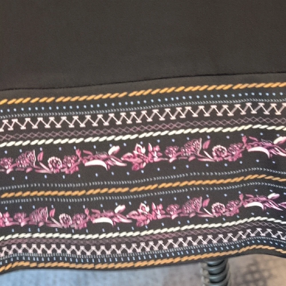 White House Black Market Black Dress with Pink Embroidery - Picture 4 of 5